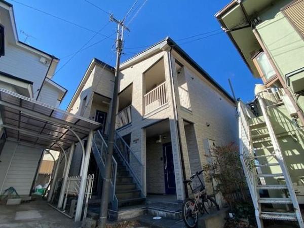 八王子市絹ケ丘２丁目のアパート