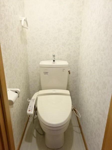 八王子市絹ケ丘２丁目のアパート