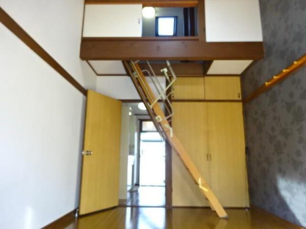八王子市上柚木のアパート