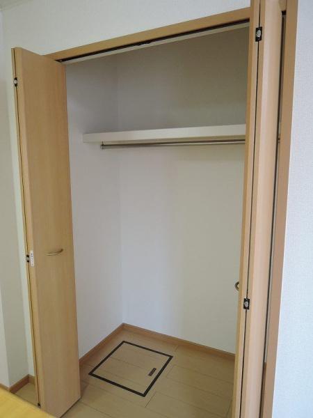 八王子市中野町のアパート