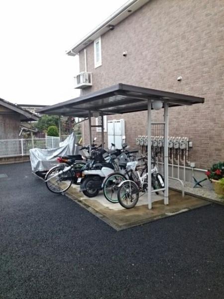 八王子市中野町のアパート