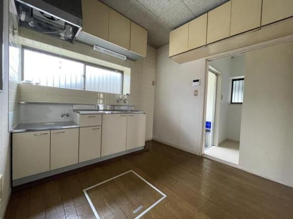 日野市平山６丁目の貸家