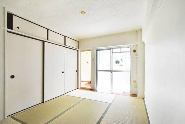 八王子市小比企町のマンション