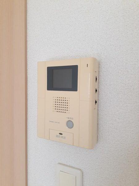 八王子市初沢町のマンション
