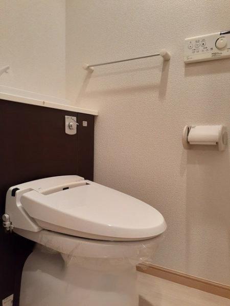 八王子市初沢町のマンション