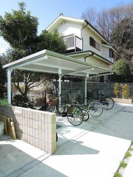八王子市別所１丁目のアパート