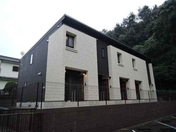 八王子市別所１丁目のアパート