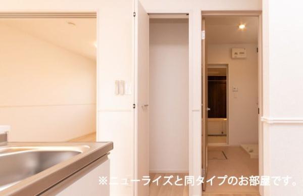 日野市大字日野のアパート