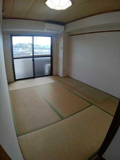 八王子市片倉町のマンション