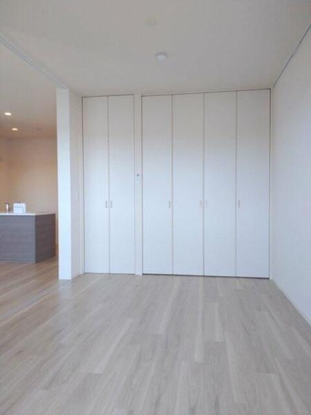 日野市栄町１丁目のマンション