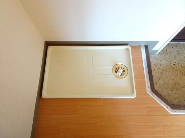 八王子市子安町３丁目のマンション