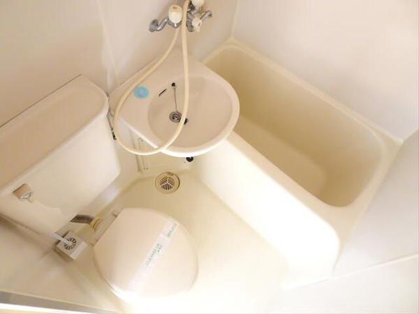 八王子市子安町３丁目のマンション