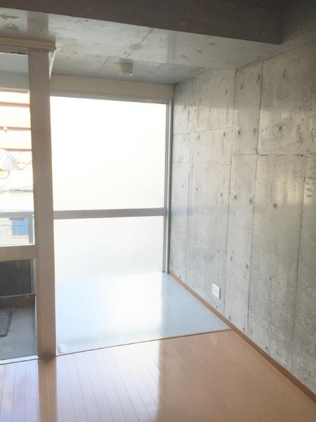 八王子市元横山町２丁目のマンション