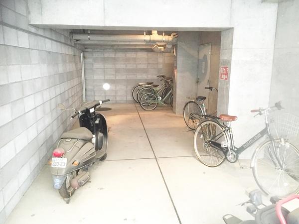 八王子市元横山町２丁目のマンション