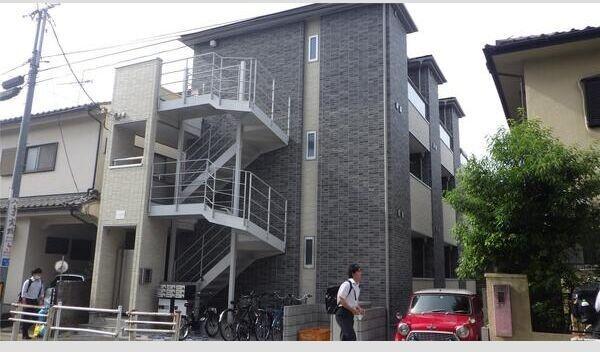 八王子市万町のアパート