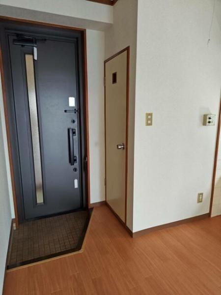 八王子市子安町４丁目のマンション