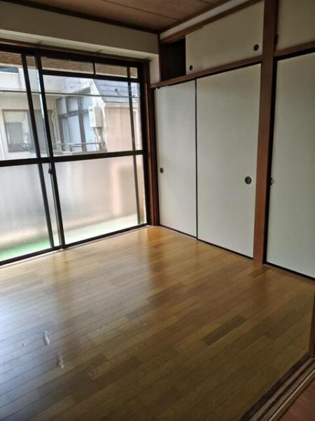 八王子市子安町４丁目のマンション