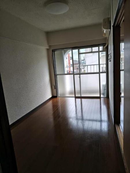 八王子市中野山王１丁目のマンション