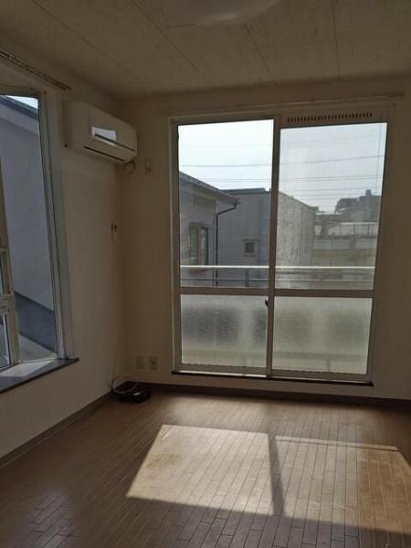 八王子市元横山町３丁目のアパート