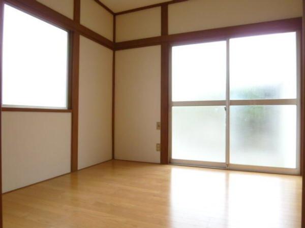 日野市豊田４丁目のアパート