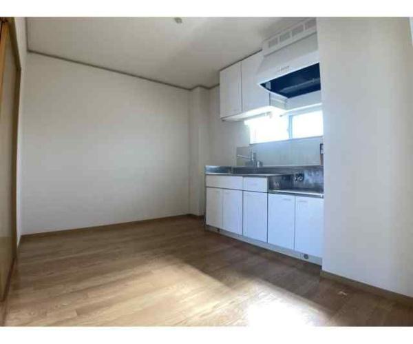 八王子市元横山町１丁目のマンション