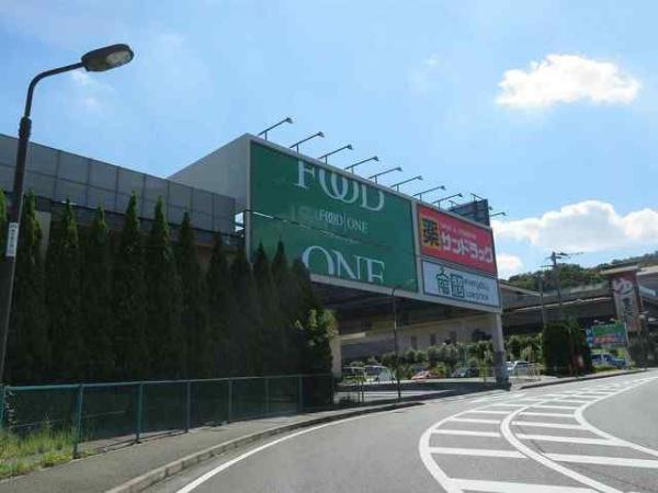八王子市小比企町のアパート