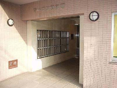 八王子市明神町３丁目のマンション