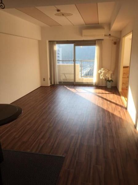 八王子市初沢町のマンション