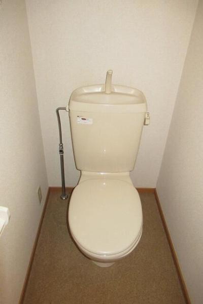 日野市三沢１丁目のマンション