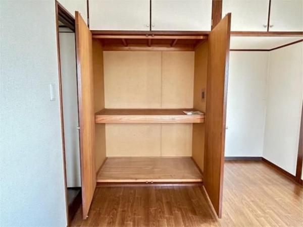 八王子市小比企町の貸家