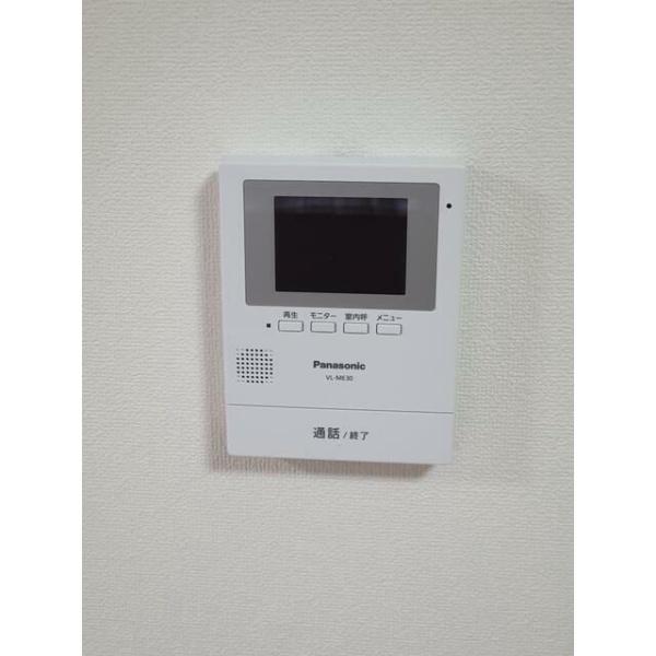 八王子市小比企町の貸家