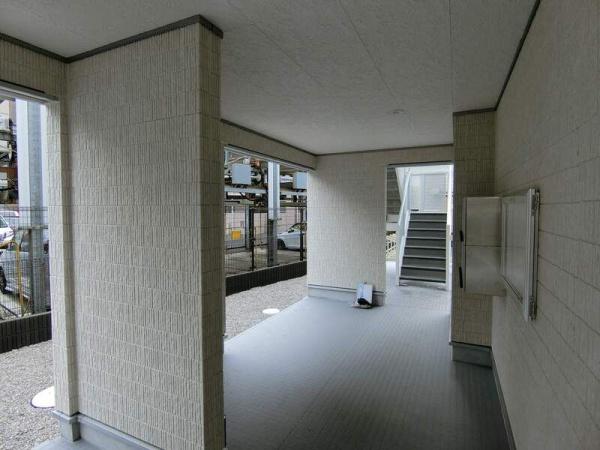 八王子市子安町１丁目のマンション