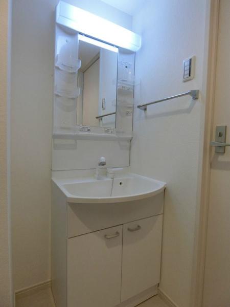 八王子市子安町１丁目のマンション