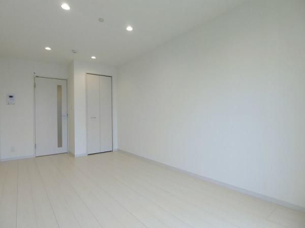 八王子市子安町１丁目のマンション