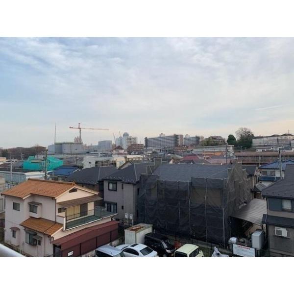 八王子市初沢町のマンション