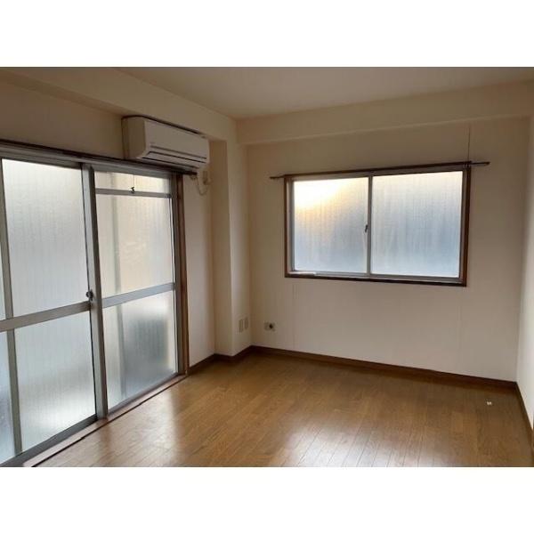 八王子市初沢町のマンション