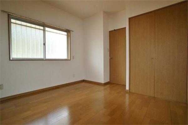八王子市西片倉１丁目のマンション