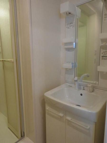 八王子市元横山町１丁目のマンション