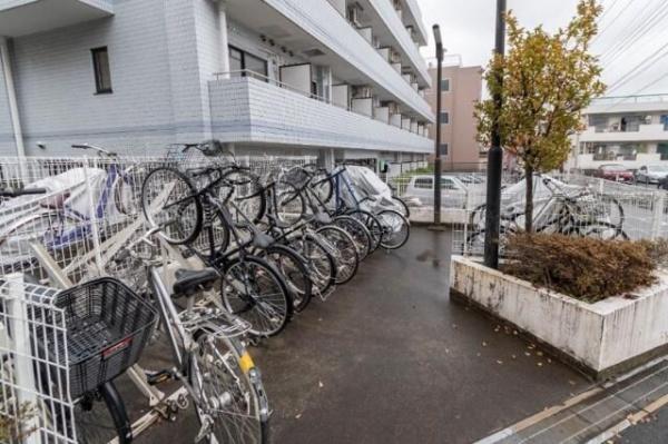 八王子市東浅川町のマンション