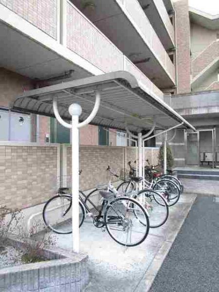 八王子市長沼町のマンション