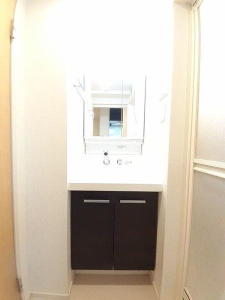 八王子市越野のマンション