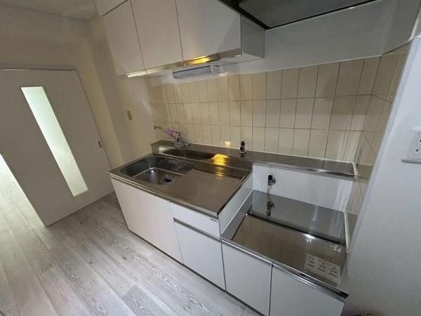 八王子市中野上町４丁目のマンション