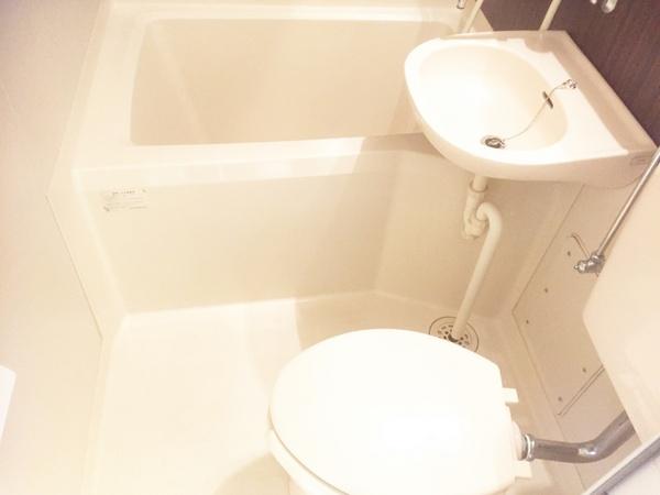 八王子市中野上町４丁目のマンション