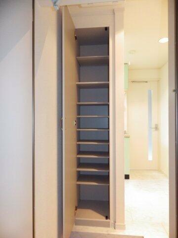 八王子市子安町１丁目のマンション