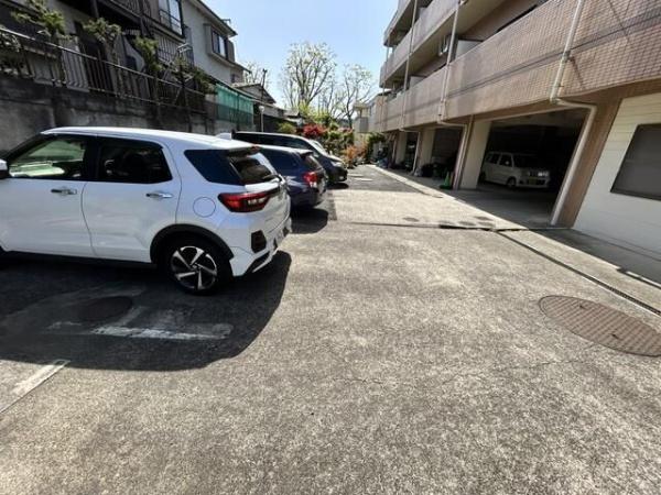 八王子市東浅川町のマンション