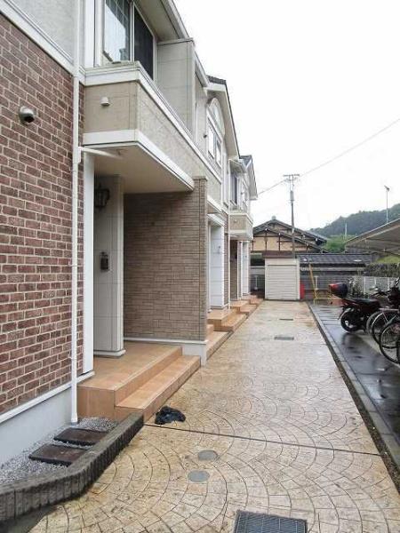 八王子市東中野のアパート