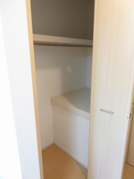 日野市石田１丁目のアパート