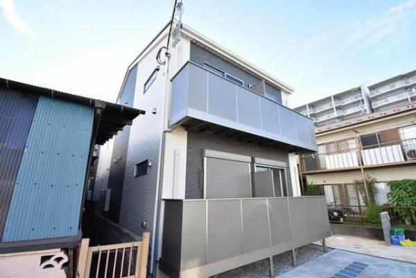 八王子市散田町４丁目のアパート