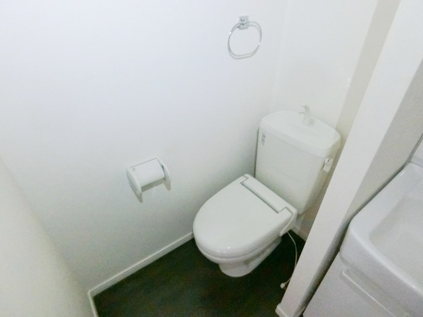 八王子市千人町３丁目のアパート