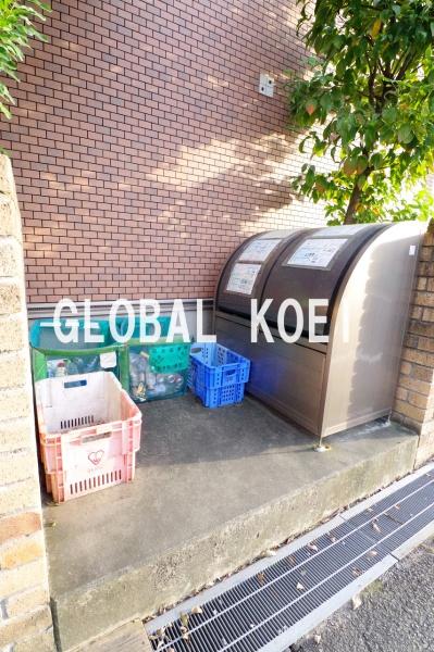 八王子市散田町３丁目のアパート